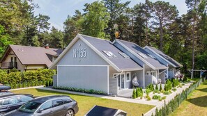 Classic House, 3 Bedrooms | Garden
