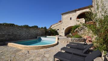 Classic House, 2 Bedrooms | Exterior