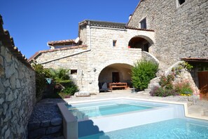 Classic House, 2 Bedrooms | Exterior - Amazing Apartment in Lanas With Large Garden (Lanas)