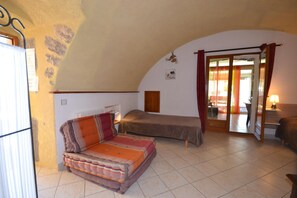 3 bedrooms, individually furnished