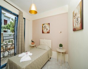 12 habitaciones y muebles diferentes
