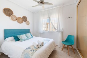 1 chambre, fer et planche à repasser, Wi-Fi gratuit, draps fournis