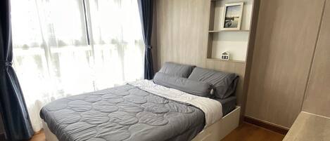 1 bedroom, WiFi, bed sheets