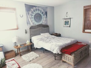 1 slaapkamer, een bureau, gratis wifi, beddengoed