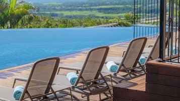 2 piscinas al aire libre