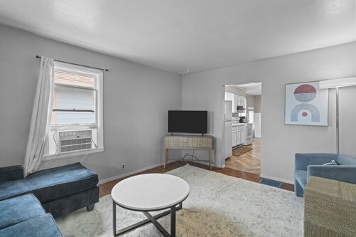 Charming, cozy 3 bed bungalow