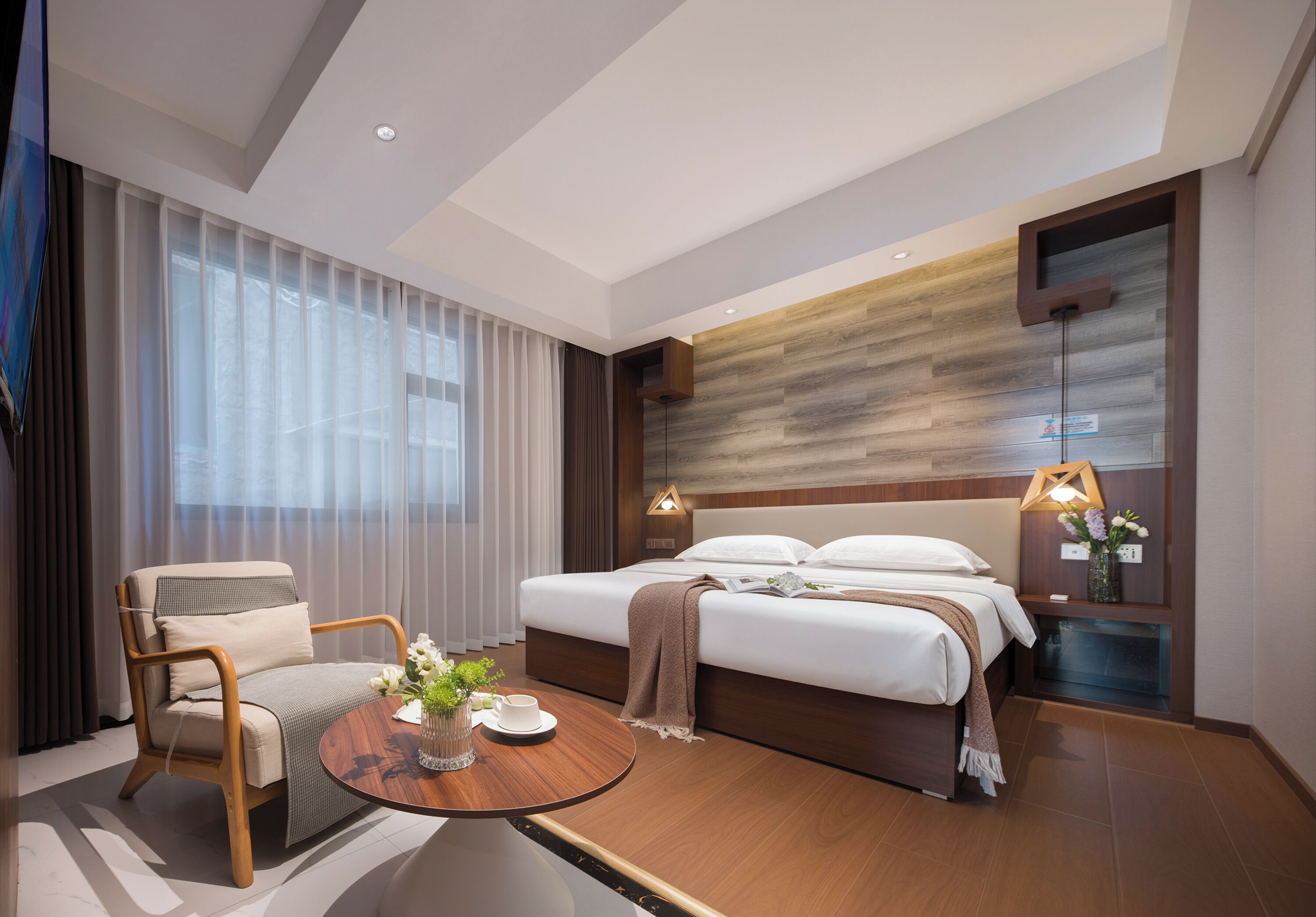 Comfort Double Room | Desk, laptop workspace, blackout drapes, soundproofing