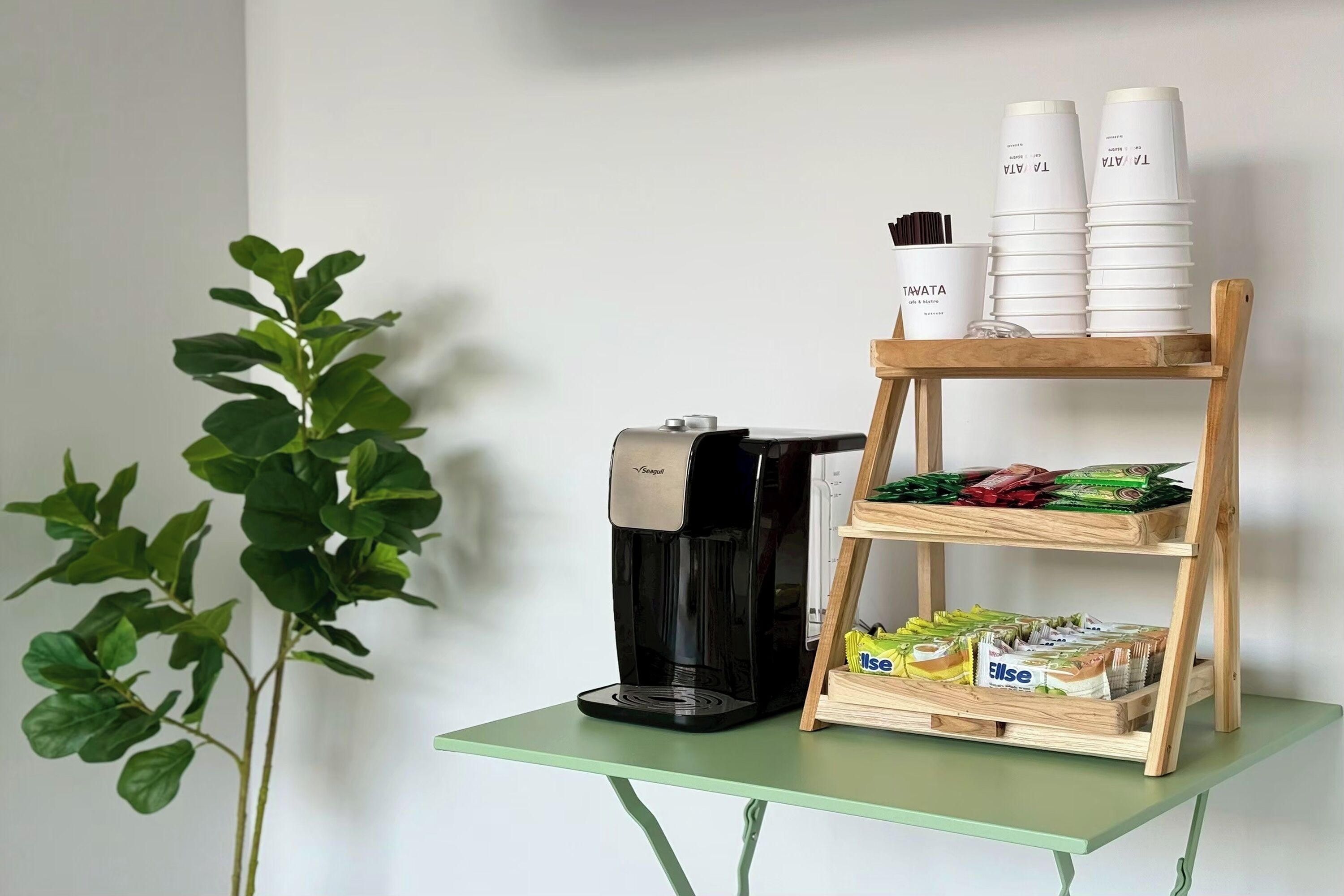 โต๊ะทำงาน, Wi-Fi ฟรี, ผ้าปูที่นอน