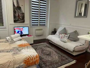 Strykjärn/strykbräda, gratis wi-fi och sängkläder