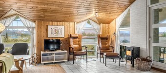 "Annemone" - 600m from the sea by Interhome