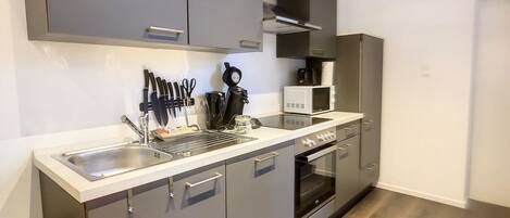 Microwave, oven, stovetop, dishwasher