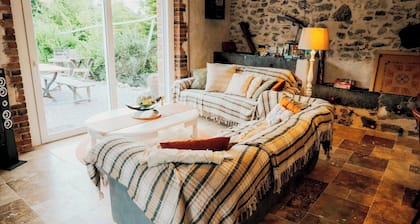 Grand gĂźte - LA SOURCE DE NOS RACINES - CORPS DE FERME AU COEUR DE L'AVESNOIS