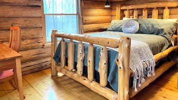 3 bedrooms, iron/ironing board, travel cot, free WiFi