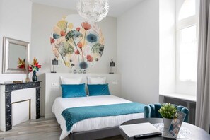7 Schlafzimmer, Bügeleisen/Bügelbrett, kostenloses WLAN