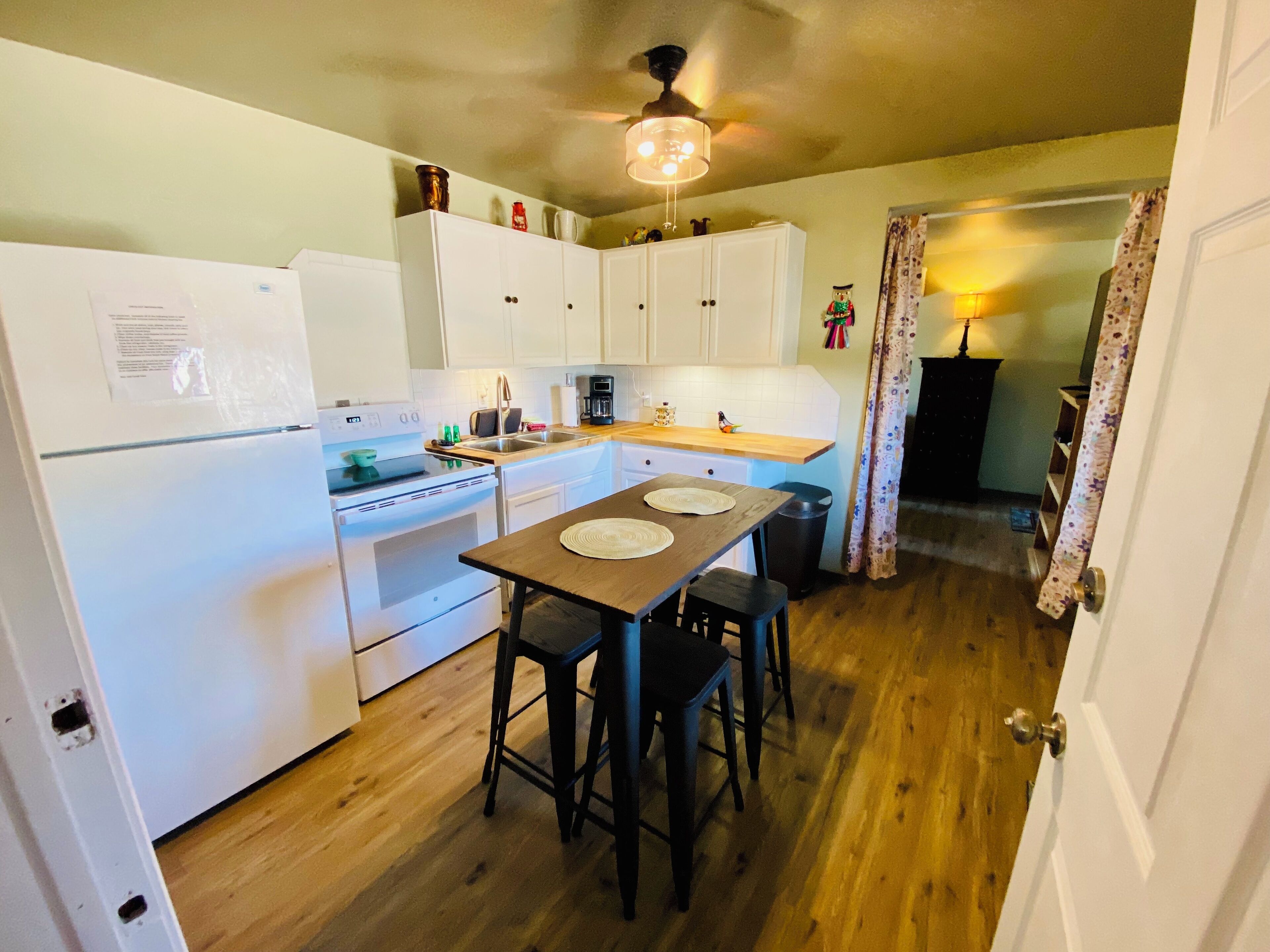 Microondas, horno y parrilla de estufa 