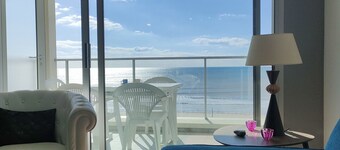 Modern apartment 5 pax, balcony, parking, near beach
