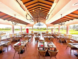 Outdoor dining - Bright & modern 2 bedroom apartment - TR721LT (La Torre Golf Resort)