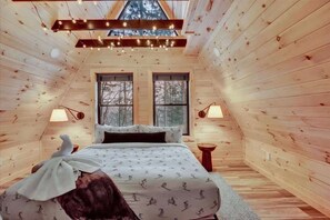 7 bedrooms, WiFi, bed sheets