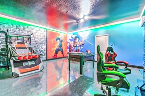 Spielezimmer