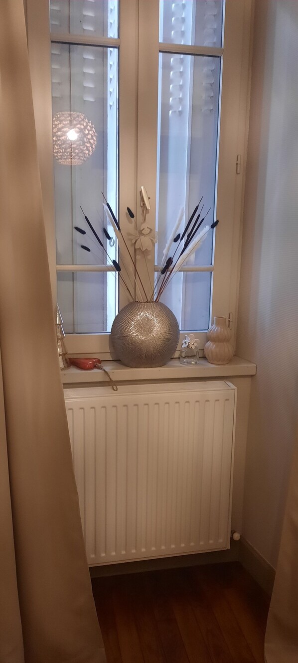Interior - Large, charming and comfortable apartment in the city center with parking space  (Villefranche-de-Rouergue)
