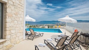 Villa - 3 sovrum - privat pool - utsikt mot trädgården | Pool