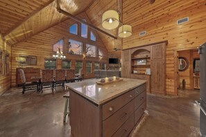 Interior - NEW! Prime Cabin, Hot Tub-Firepit-Safari, Sleeps 8 (Broken Bow)