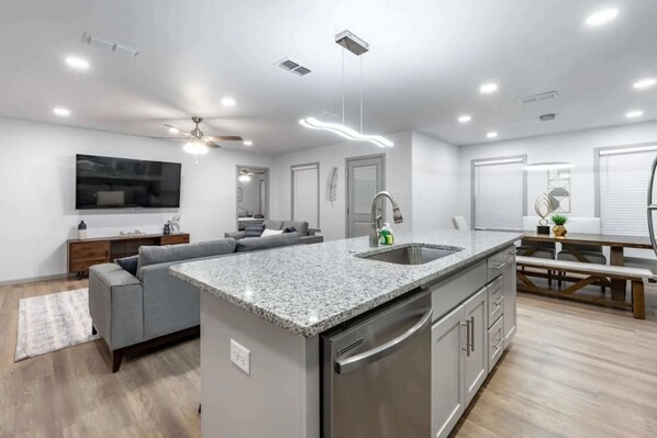 Interior - Stockton Place - 3BR/2BA - New Construction (Lubbock)