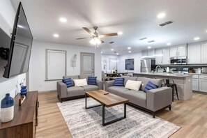 TV - Stockton Place - 3BR/2BA - New Construction (Lubbock)