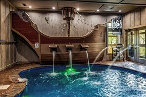 Innenpool, beheizter Pool