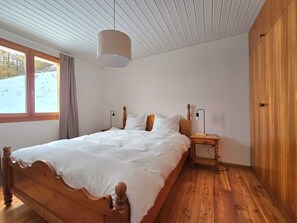2 habitaciones, wifi gratis y ropa de cama 