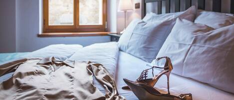 1 makuuhuone, työpöytä, silitysrauta/-lauta, Wi-Fi