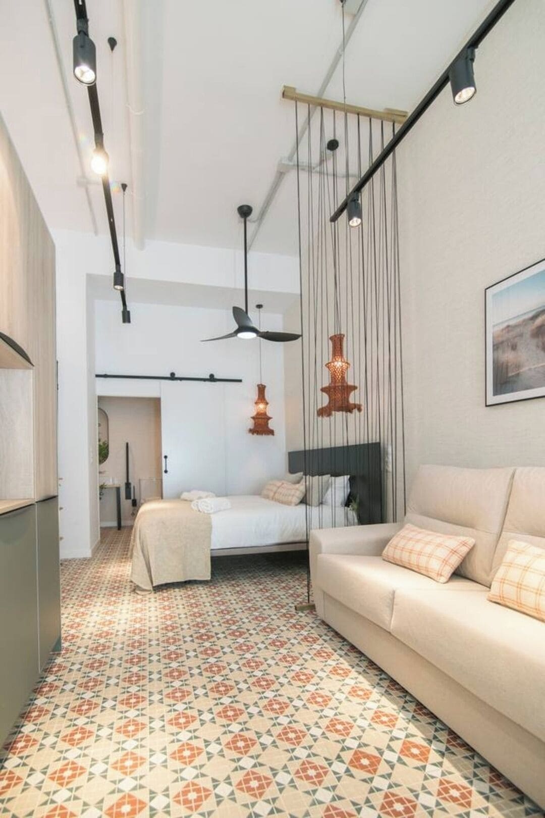 1 slaapkamer, een strijkplank/strijkijzer, wifi, beddengoed