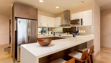 Réfrigérateur, cafetiÚre/bouilloire