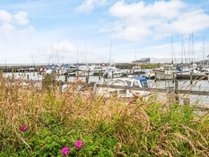 House | Marina