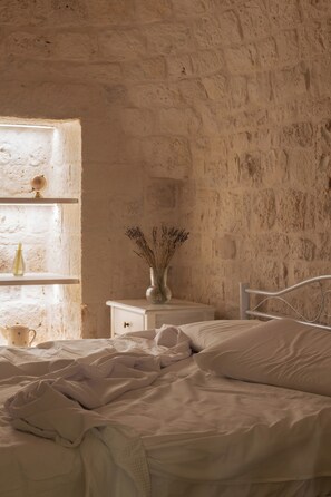 3 soverom, strykejern/-brett, wi-fi og sengetøy