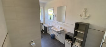 Ruhiges charmantes Ferienhaus mit 10 Schlafzimmern in Fischach / Heimberg