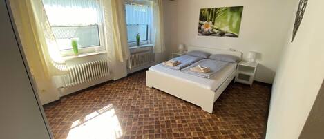 10 bedrooms, iron/ironing board, WiFi, bed sheets