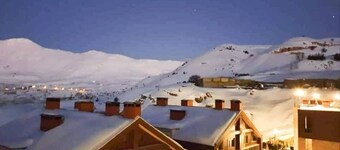 Charming 2-bedroom apartment in Zaarour with WiFi, fitness room