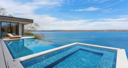 Exceptional coastal retreat nestled in the prestigious Peninsula Papagayo