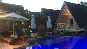 Outdoor pool - D'yuki Huts Lembongan (Lembongan Island)