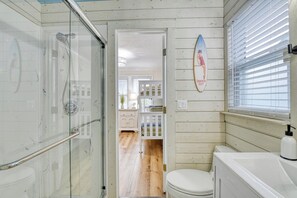 Douche, serviettes fournies