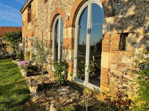 House overlooking the valley in Perche Sarthois