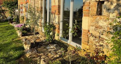 House overlooking the valley in Perche Sarthois