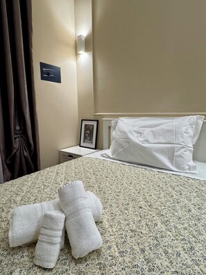 Single Room | Meja, Wi-fi percuma 