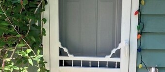 SPACIOUS ECO-FRIENDLY SUITE with KITCHEN ON PARK