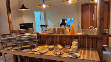Desayuno continental incluido todos los días