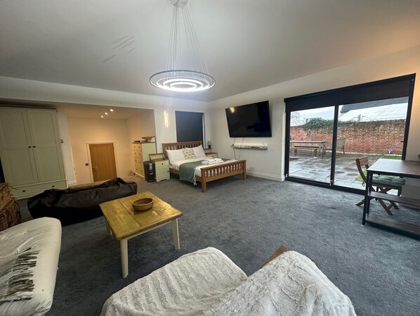 2 Schlafzimmer, Bügeleisen/Bügelbrett, kostenloses WLAN, Bettwäsche