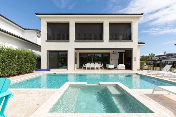 Outdoor pool, a heated pool