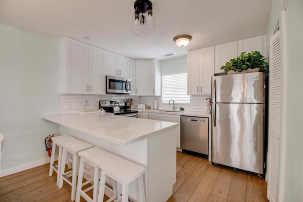 Fridge, microwave, oven, dishwasher