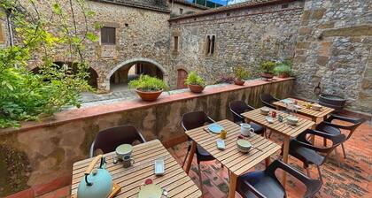 Preciosa casa de pedra familiar a la Costa Brava - Pirineu